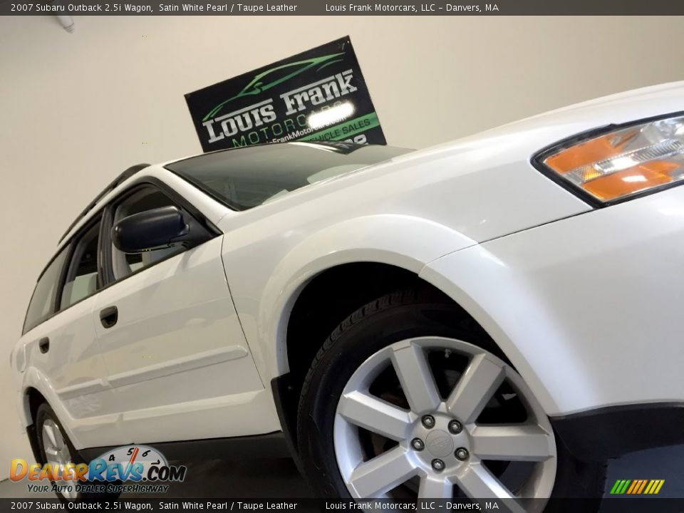 2007 Subaru Outback 2.5i Wagon Satin White Pearl / Taupe Leather Photo #22