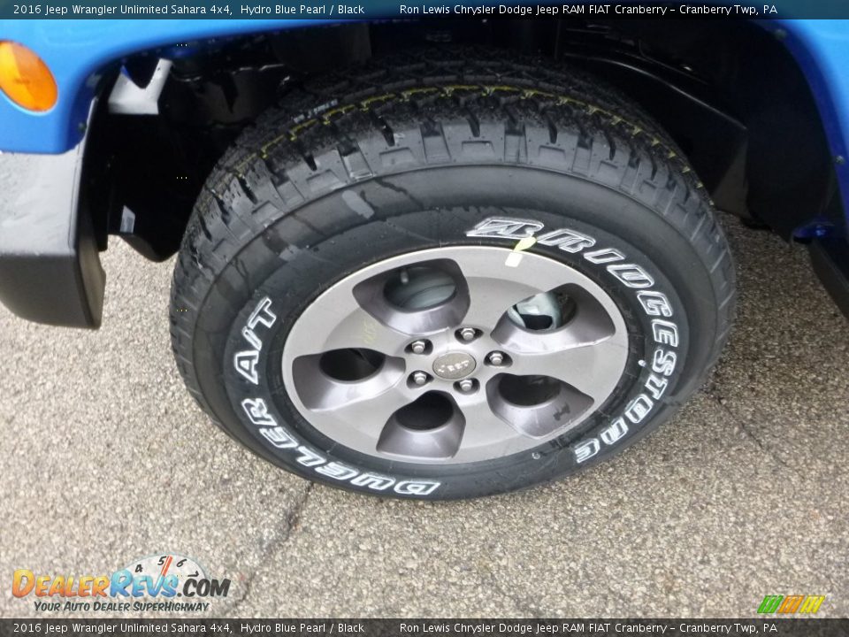 2016 Jeep Wrangler Unlimited Sahara 4x4 Hydro Blue Pearl / Black Photo #2
