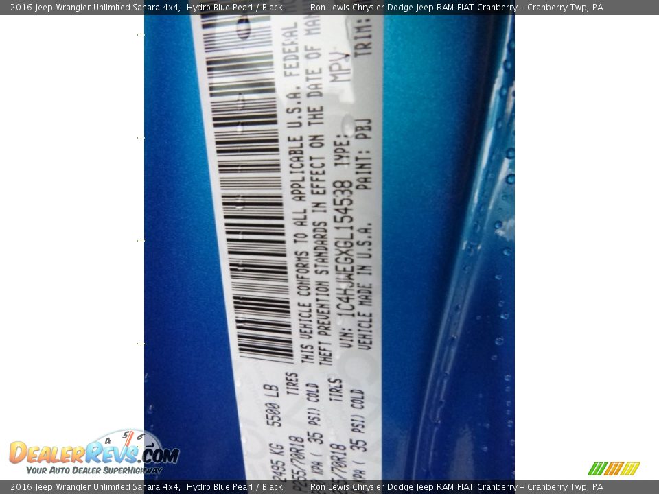 2016 Jeep Wrangler Unlimited Sahara 4x4 Hydro Blue Pearl / Black Photo #16