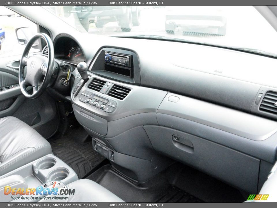 2006 Honda Odyssey EX-L Silver Pearl Metallic / Gray Photo #5
