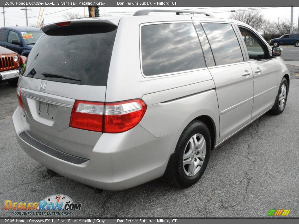2006 Honda Odyssey EX-L Silver Pearl Metallic / Gray Photo #6