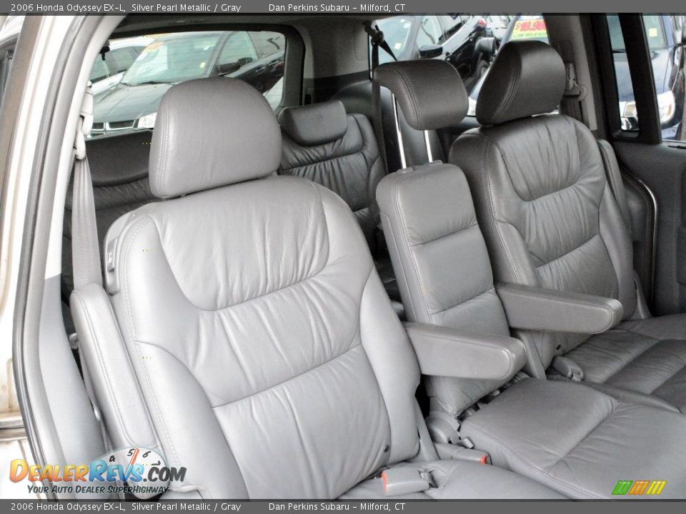 2006 Honda Odyssey EX-L Silver Pearl Metallic / Gray Photo #17