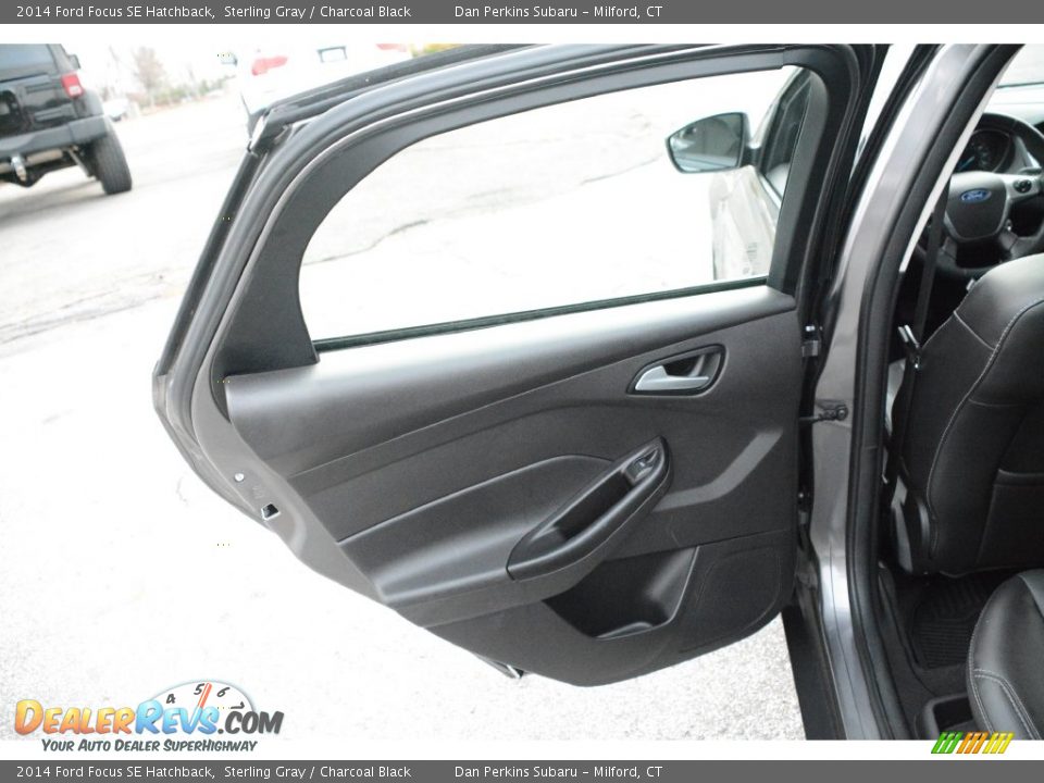 2014 Ford Focus SE Hatchback Sterling Gray / Charcoal Black Photo #19