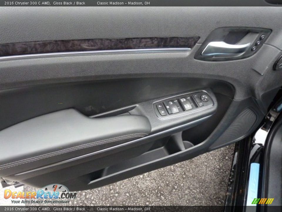 2016 Chrysler 300 C AWD Gloss Black / Black Photo #1