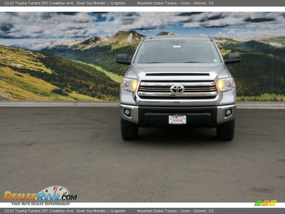 2016 Toyota Tundra SR5 CrewMax 4x4 Silver Sky Metallic / Graphite Photo #2