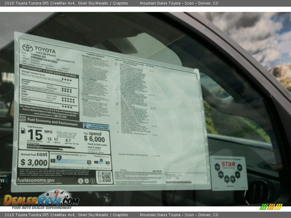 2016 Toyota Tundra SR5 CrewMax 4x4 Silver Sky Metallic / Graphite Photo #10