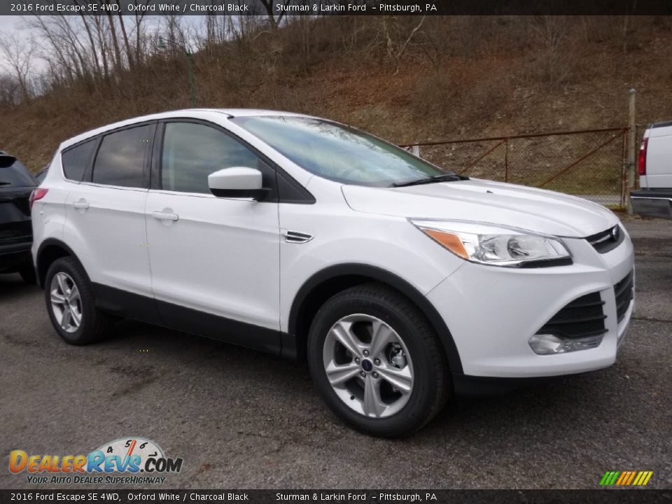 2016 Ford Escape SE 4WD Oxford White / Charcoal Black Photo #1