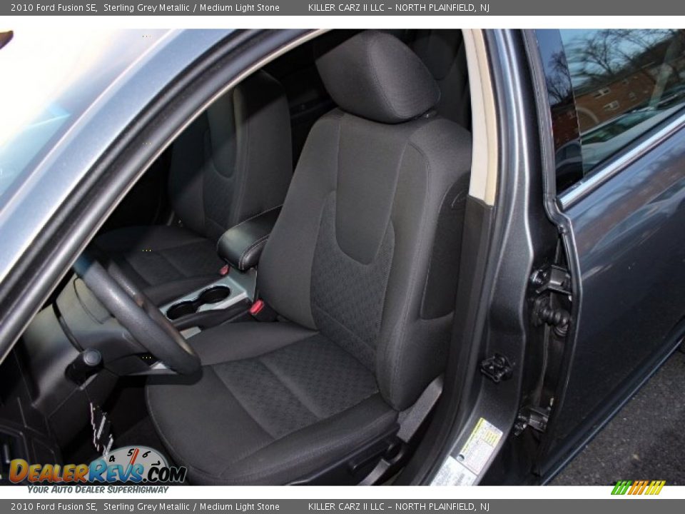 2010 Ford Fusion SE Sterling Grey Metallic / Medium Light Stone Photo #20