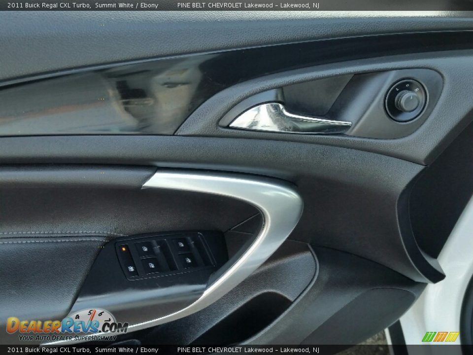 2011 Buick Regal CXL Turbo Summit White / Ebony Photo #14