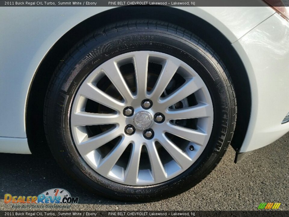 2011 Buick Regal CXL Turbo Summit White / Ebony Photo #33