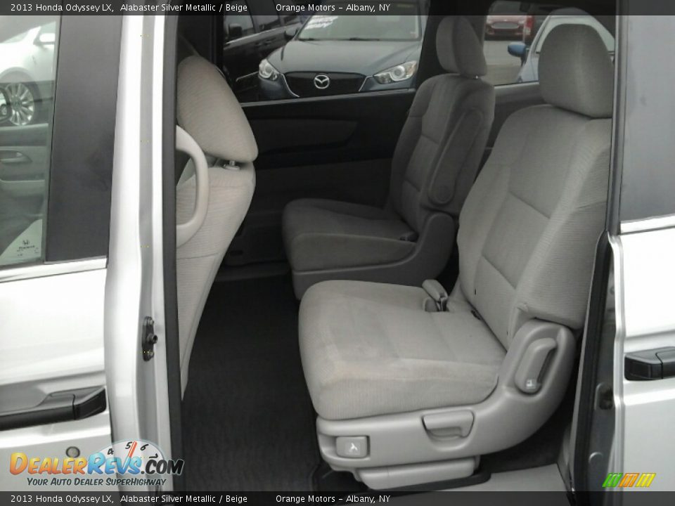 2013 Honda Odyssey LX Alabaster Silver Metallic / Beige Photo #9
