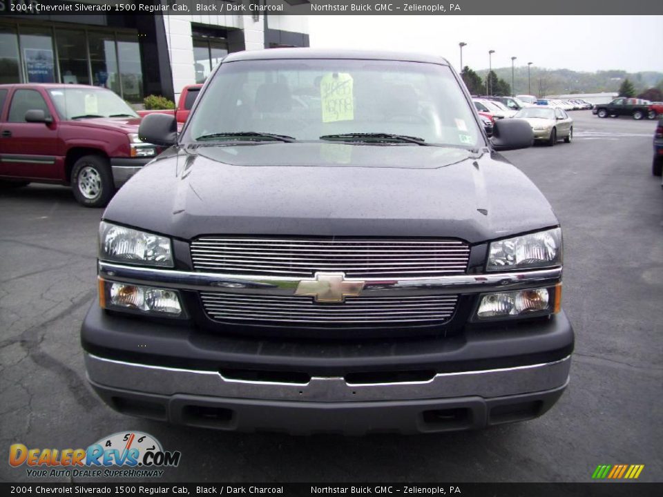 2004 Chevrolet Silverado 1500 Regular Cab Black / Dark Charcoal Photo #8