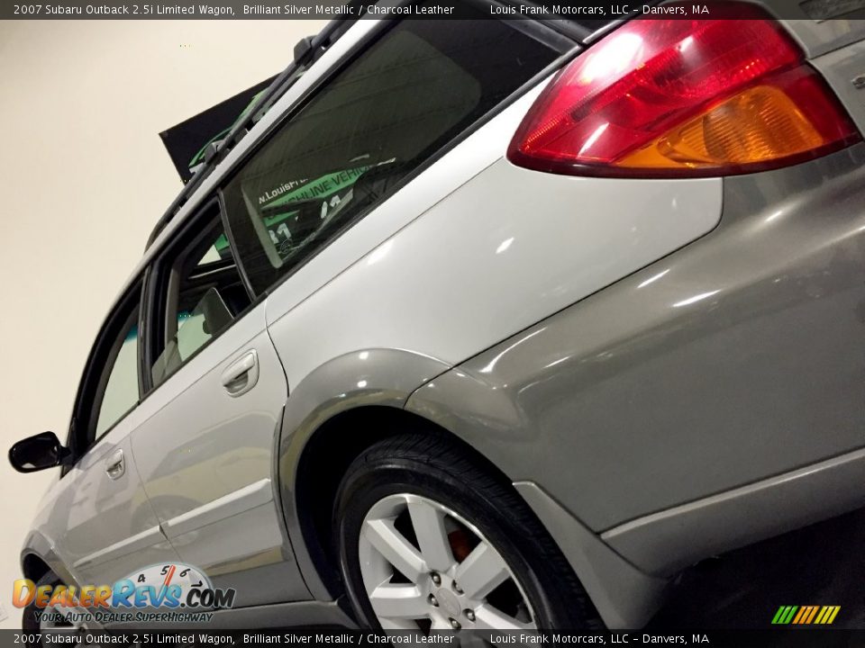 2007 Subaru Outback 2.5i Limited Wagon Brilliant Silver Metallic / Charcoal Leather Photo #16