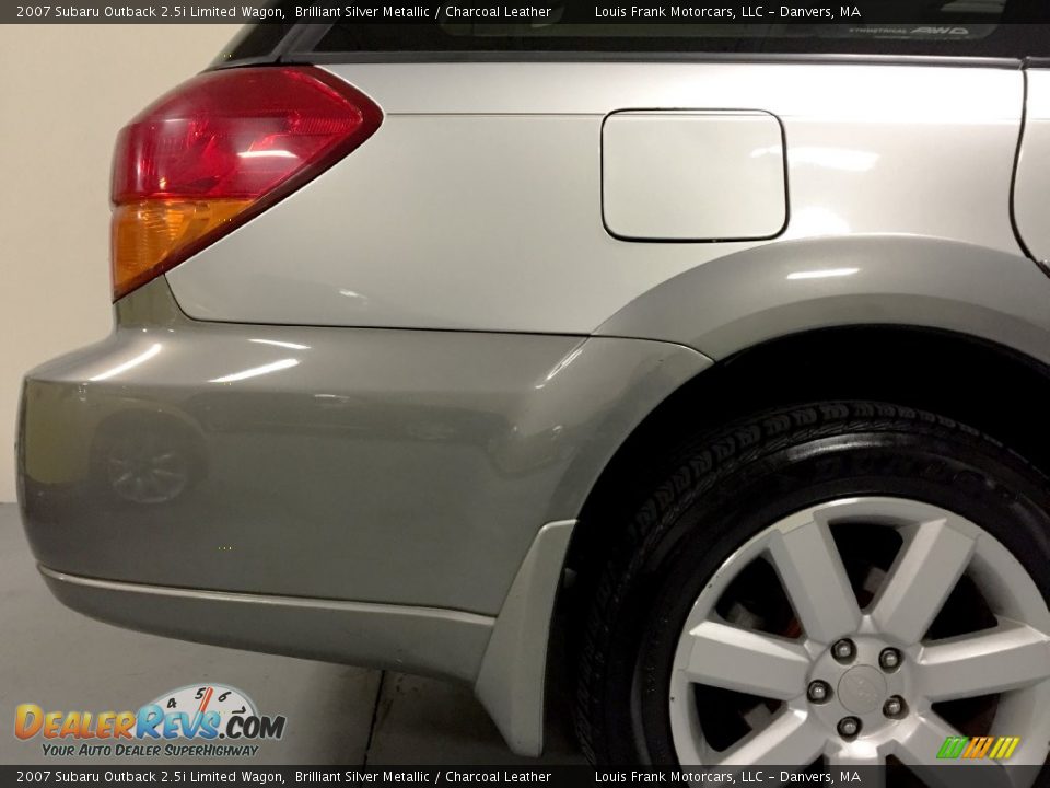 2007 Subaru Outback 2.5i Limited Wagon Brilliant Silver Metallic / Charcoal Leather Photo #29