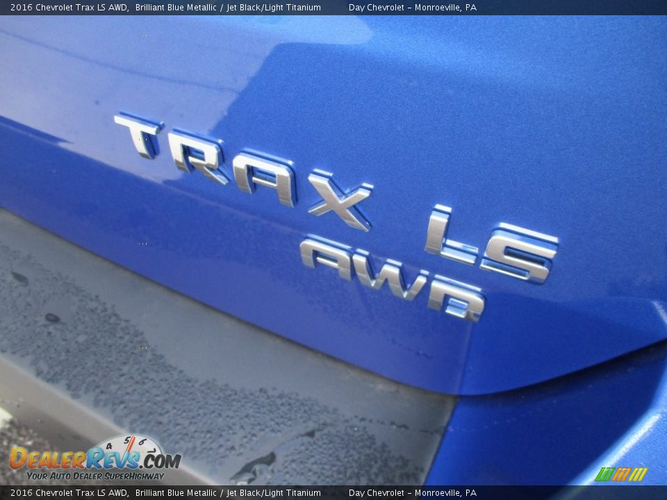 2016 Chevrolet Trax LS AWD Brilliant Blue Metallic / Jet Black/Light Titanium Photo #5