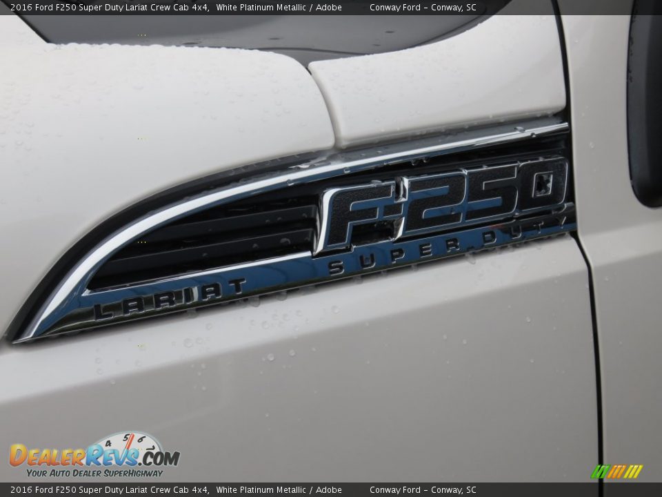 2016 Ford F250 Super Duty Lariat Crew Cab 4x4 White Platinum Metallic / Adobe Photo #7