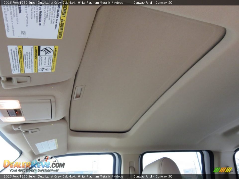2016 Ford F250 Super Duty Lariat Crew Cab 4x4 White Platinum Metallic / Adobe Photo #15