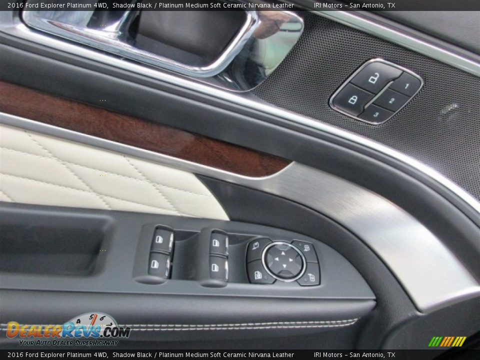 Controls of 2016 Ford Explorer Platinum 4WD Photo #12