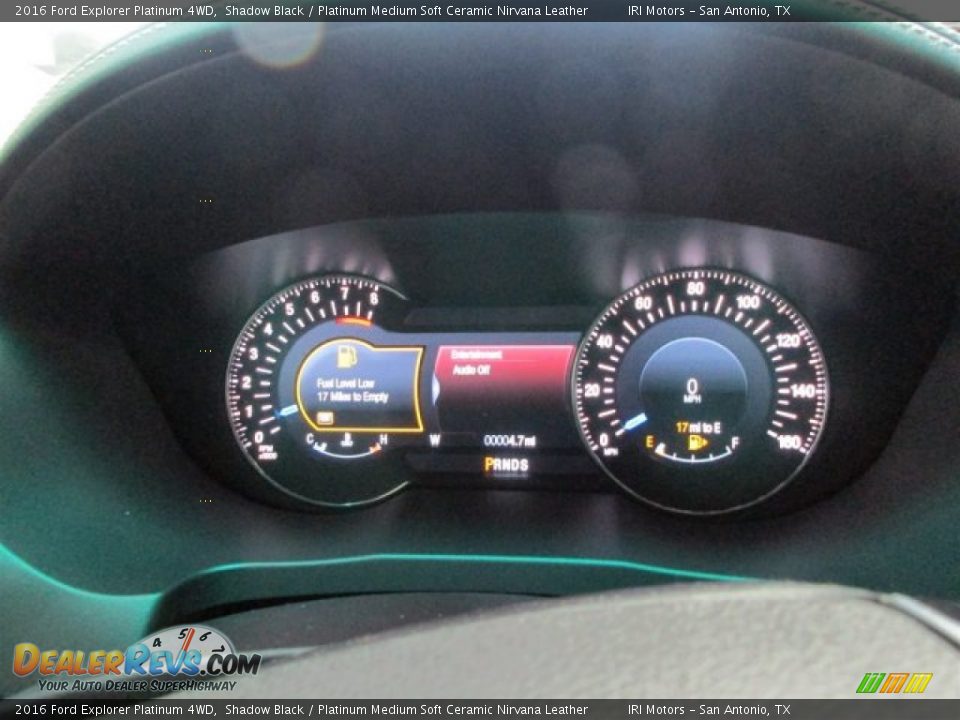 2016 Ford Explorer Platinum 4WD Shadow Black / Platinum Medium Soft Ceramic Nirvana Leather Photo #18