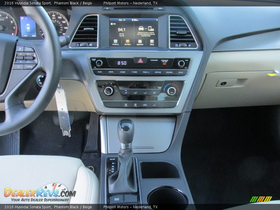 2016 Hyundai Sonata Sport Phantom Black / Beige Photo #24