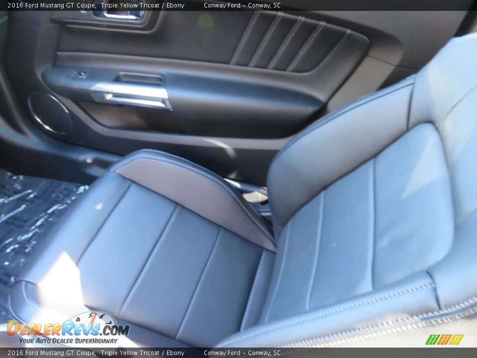 2016 Ford Mustang GT Coupe Triple Yellow Tricoat / Ebony Photo #17