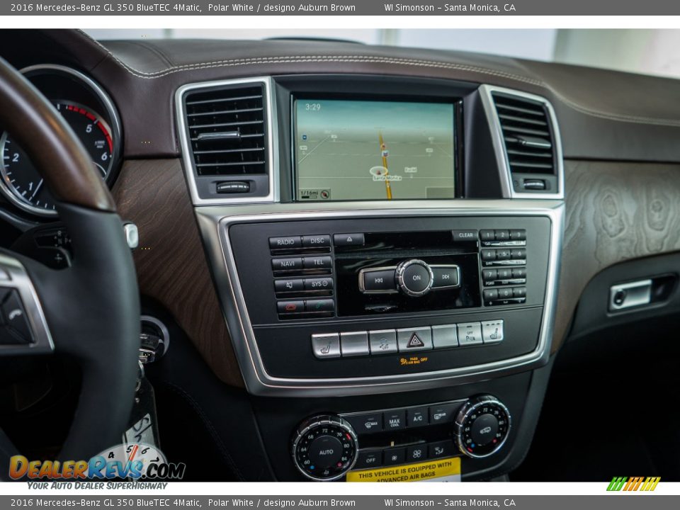 Controls of 2016 Mercedes-Benz GL 350 BlueTEC 4Matic Photo #8