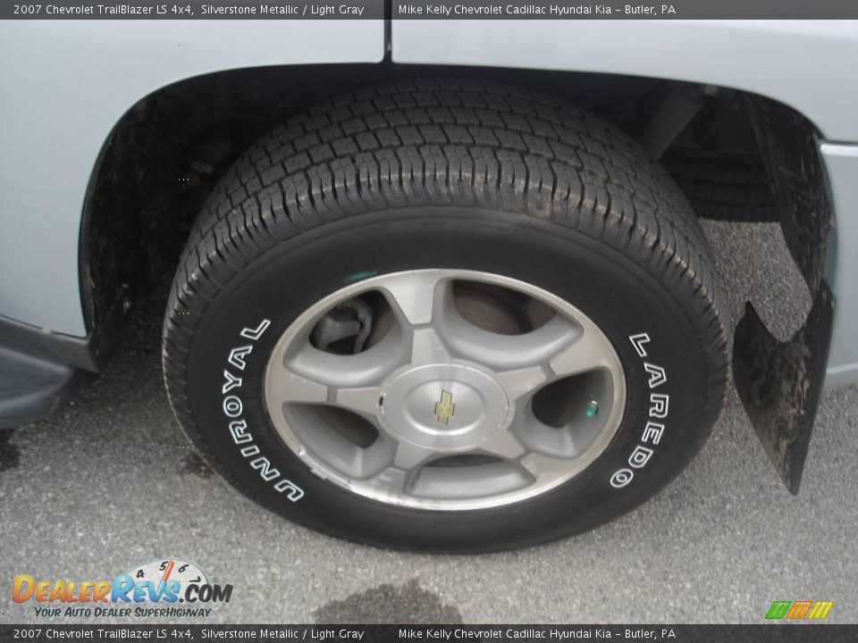 2007 Chevrolet TrailBlazer LS 4x4 Silverstone Metallic / Light Gray Photo #14