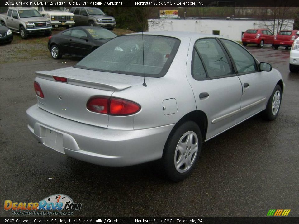 2002 Chevrolet Cavalier LS Sedan Ultra Silver Metallic / Graphite Photo #5