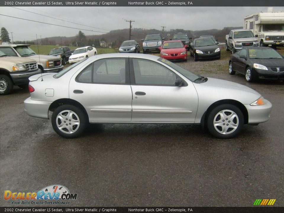2002 Chevrolet Cavalier LS Sedan Ultra Silver Metallic / Graphite Photo #6