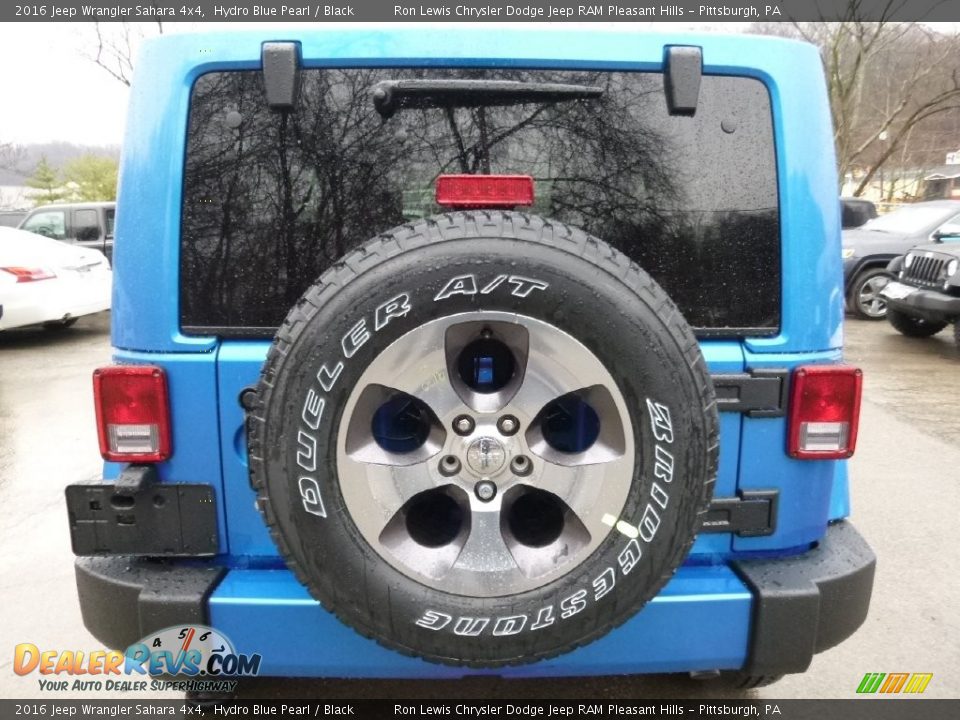 2016 Jeep Wrangler Sahara 4x4 Hydro Blue Pearl / Black Photo #4