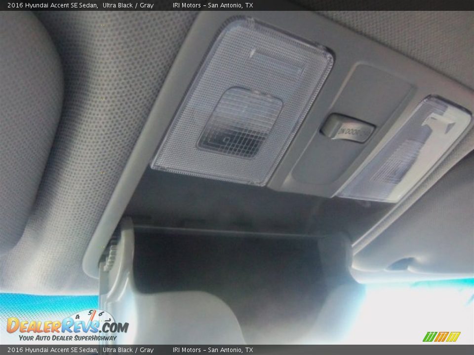 2016 Hyundai Accent SE Sedan Ultra Black / Gray Photo #2