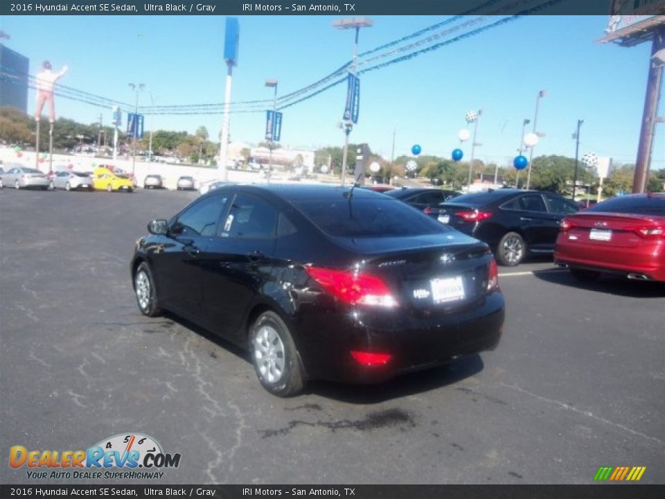 2016 Hyundai Accent SE Sedan Ultra Black / Gray Photo #9