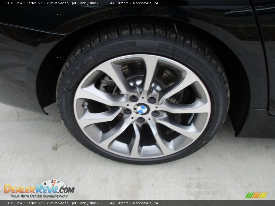 2016 BMW 5 Series 528i xDrive Sedan Jet Black / Black Photo #3