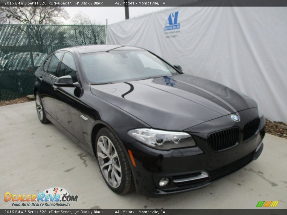2016 BMW 5 Series 528i xDrive Sedan Jet Black / Black Photo #5