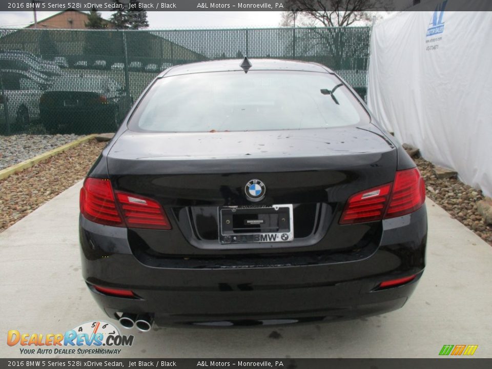 2016 BMW 5 Series 528i xDrive Sedan Jet Black / Black Photo #9