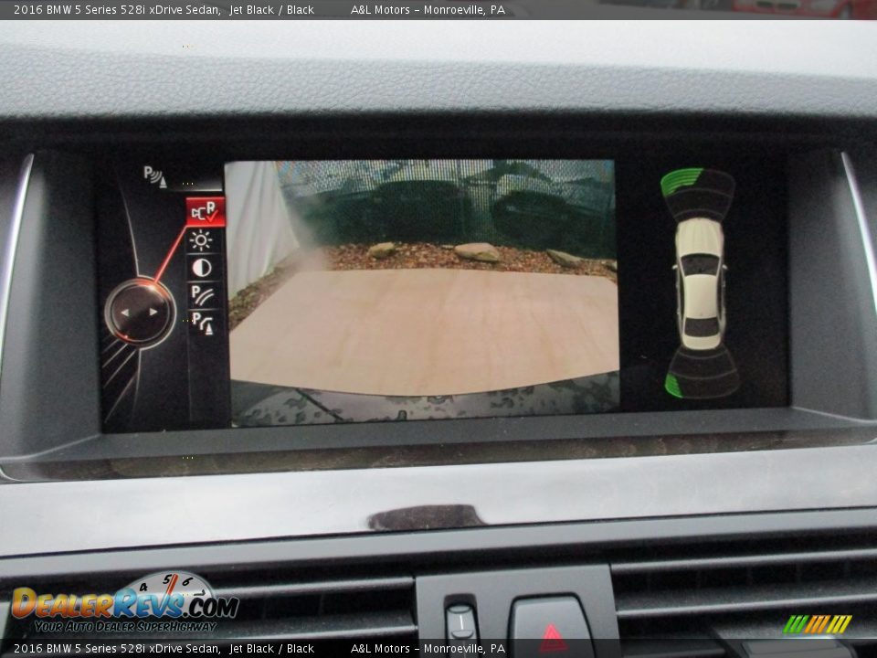 2016 BMW 5 Series 528i xDrive Sedan Jet Black / Black Photo #18