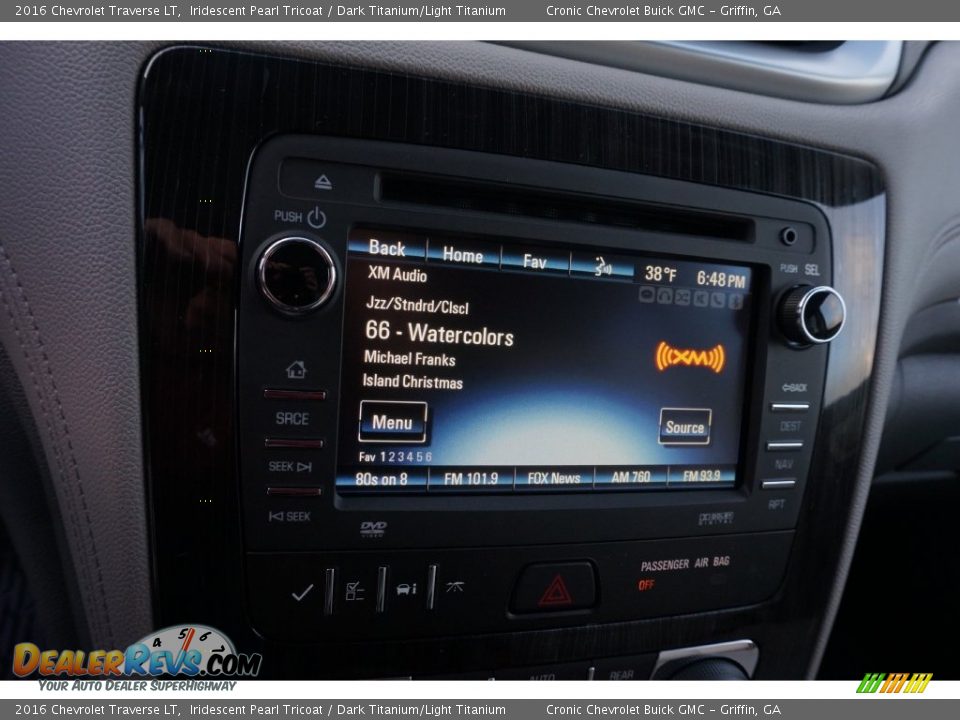 2016 Chevrolet Traverse LT Iridescent Pearl Tricoat / Dark Titanium/Light Titanium Photo #13