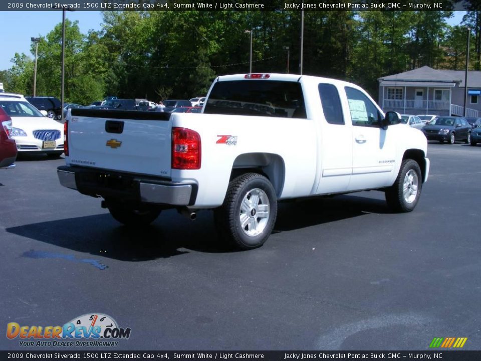 2009 Chevrolet Silverado 1500 LTZ Extended Cab 4x4 Summit White / Light Cashmere Photo #4
