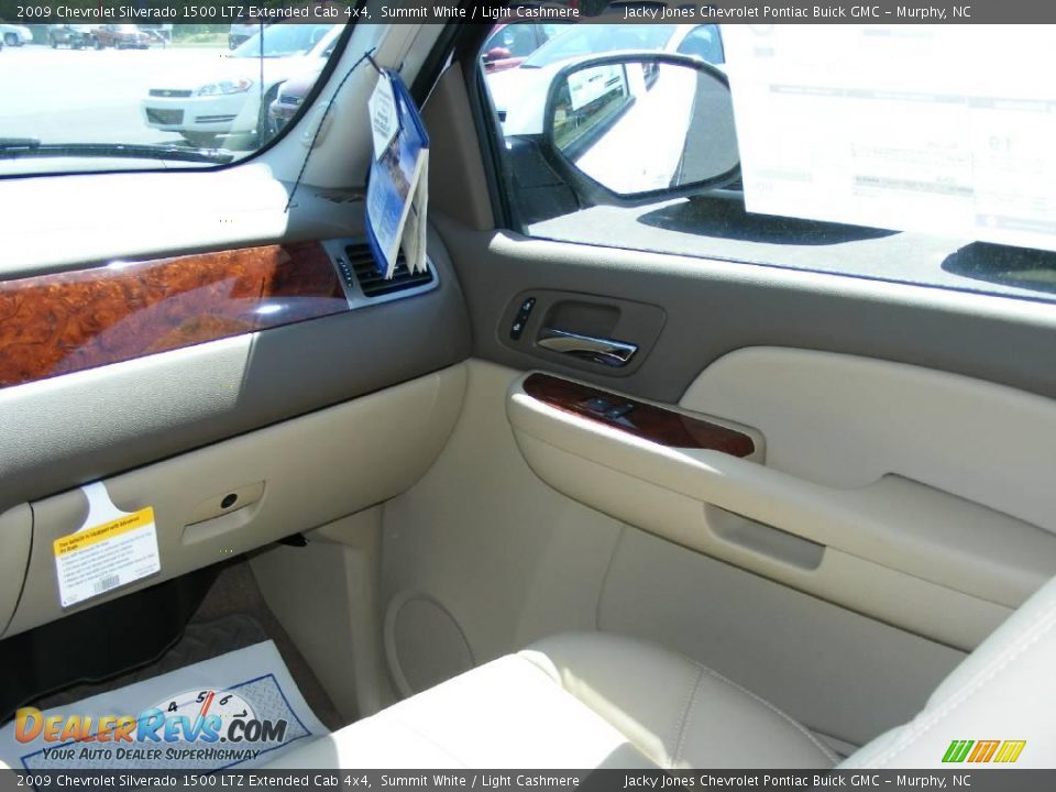 2009 Chevrolet Silverado 1500 LTZ Extended Cab 4x4 Summit White / Light Cashmere Photo #14