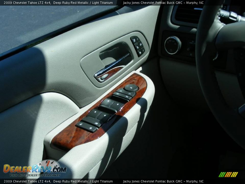 2009 Chevrolet Tahoe LTZ 4x4 Deep Ruby Red Metallic / Light Titanium Photo #10