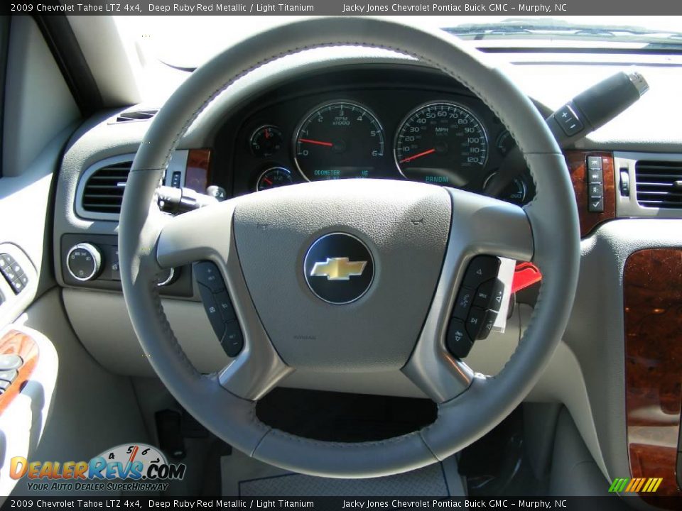 2009 Chevrolet Tahoe LTZ 4x4 Deep Ruby Red Metallic / Light Titanium Photo #11