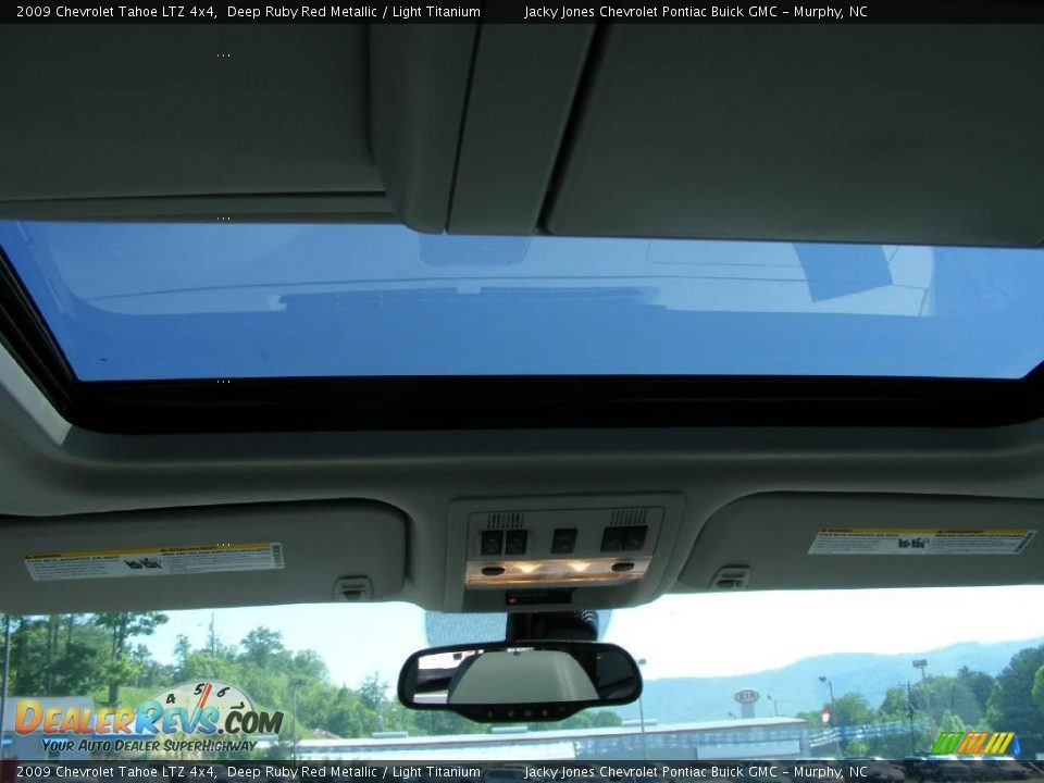 2009 Chevrolet Tahoe LTZ 4x4 Deep Ruby Red Metallic / Light Titanium Photo #16