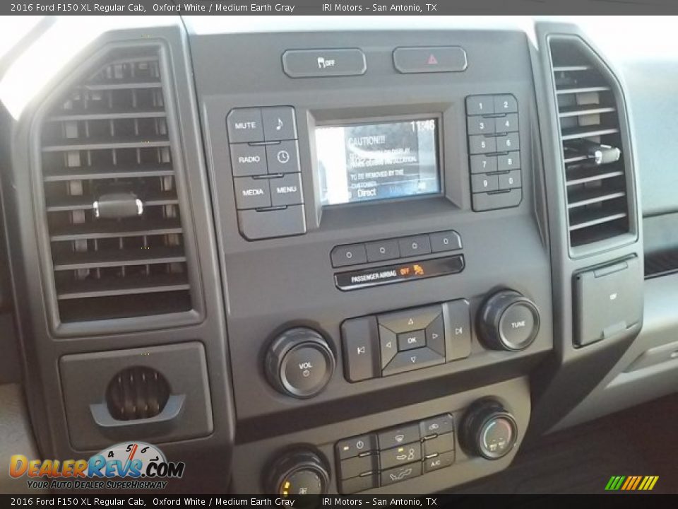 Controls of 2016 Ford F150 XL Regular Cab Photo #27