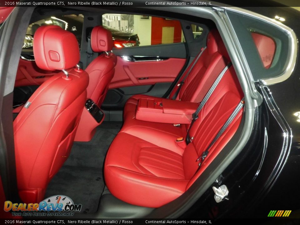 Rear Seat of 2016 Maserati Quattroporte GTS Photo #12