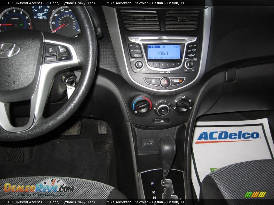 2012 Hyundai Accent GS 5 Door Cyclone Gray / Black Photo #5