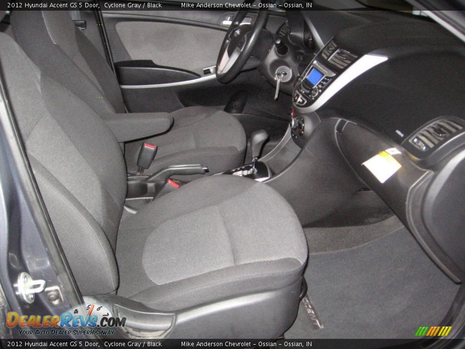 2012 Hyundai Accent GS 5 Door Cyclone Gray / Black Photo #9