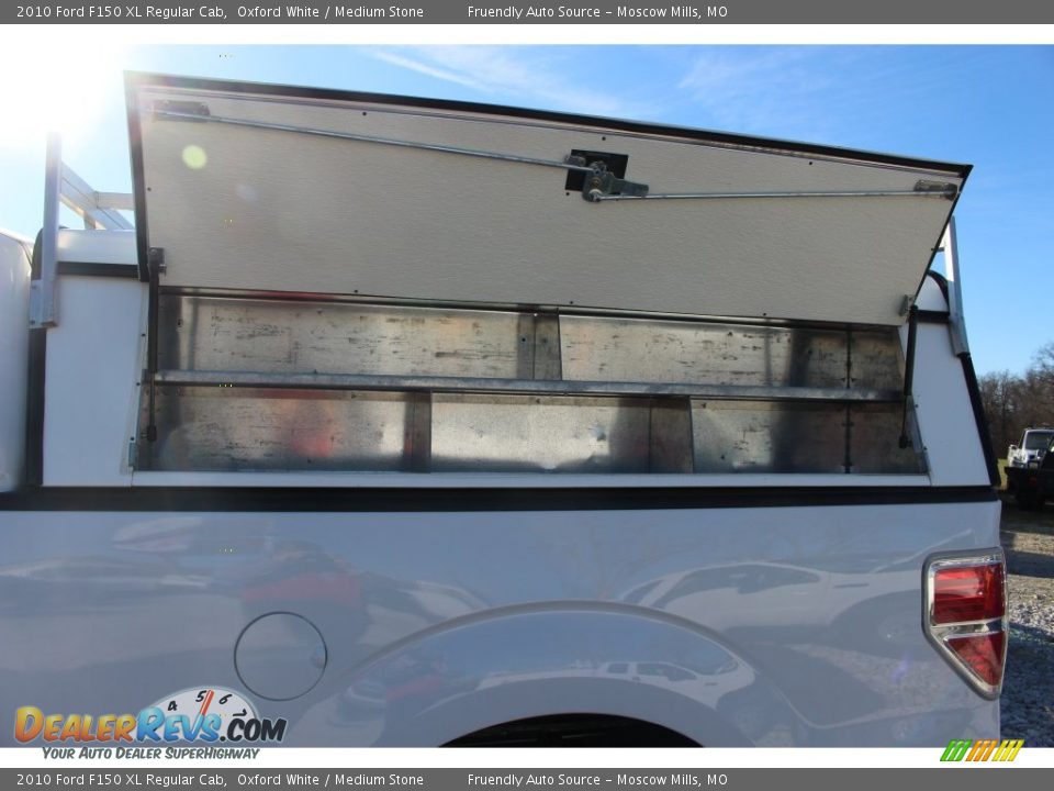 2010 Ford F150 XL Regular Cab Oxford White / Medium Stone Photo #16