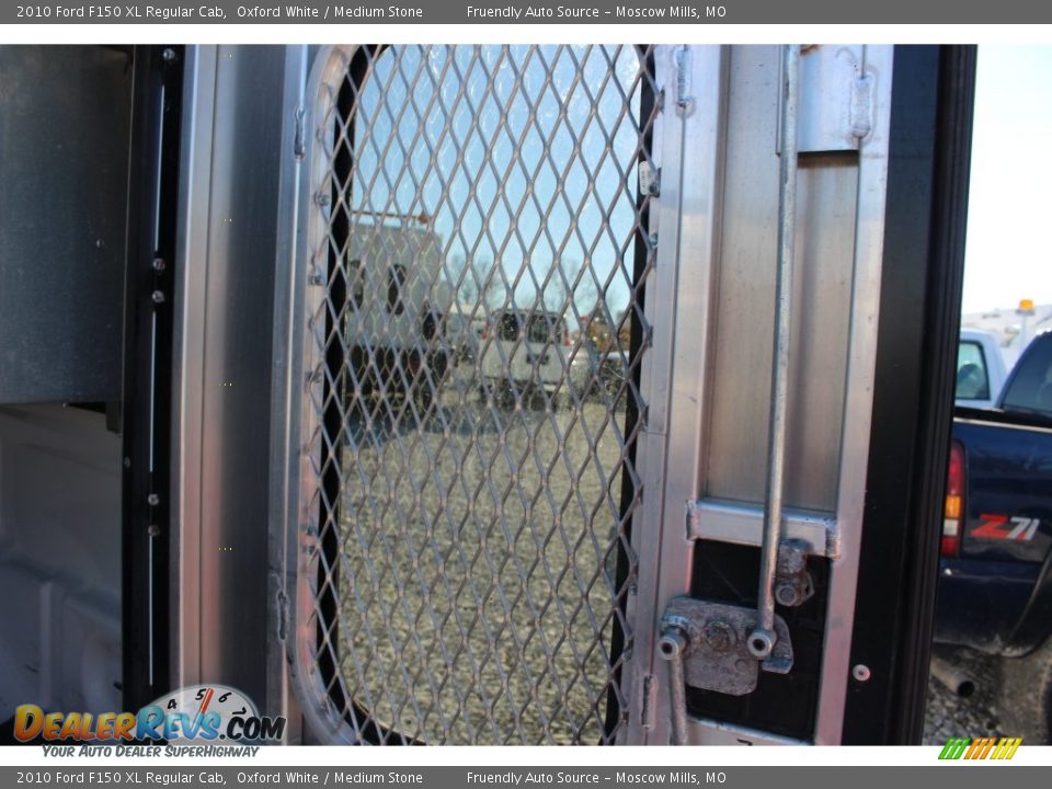 2010 Ford F150 XL Regular Cab Oxford White / Medium Stone Photo #20