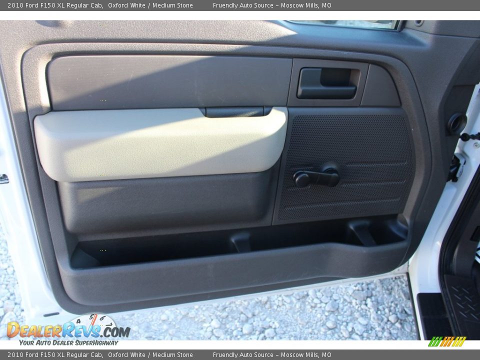 2010 Ford F150 XL Regular Cab Oxford White / Medium Stone Photo #25