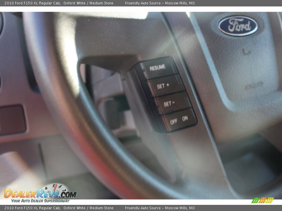 2010 Ford F150 XL Regular Cab Oxford White / Medium Stone Photo #31